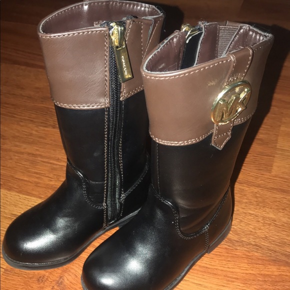 Size 5 Toddler Michael Kors Boots - Picture 3 of 3
